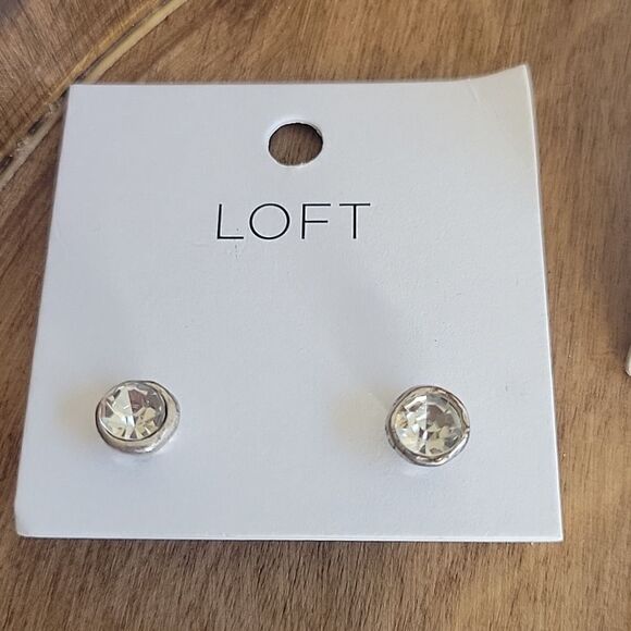 Earrings Bundle Five Pairs of Stud Earrings - Picture 3 of 7